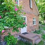 Gutshaus Wassernaehe, Weiter Blick Vieregge