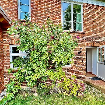 Gutshaus Wassernaehe, Weiter Blick