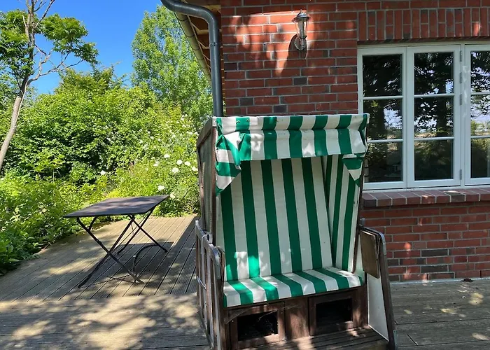 Gutshaus Wassernaehe, Weiter Blick Lägenhet